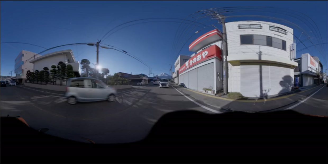 走行/富士吉田商店街（昼）